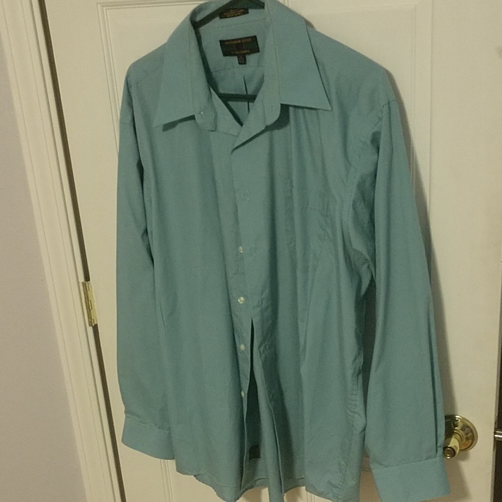 Light blue long sleeve XL button down shirt